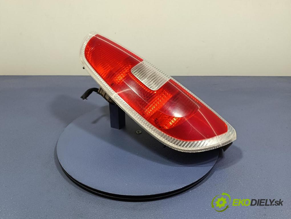 Skoda Praktik 2008 světlo Zad: levá Uvnitř 5J7945111