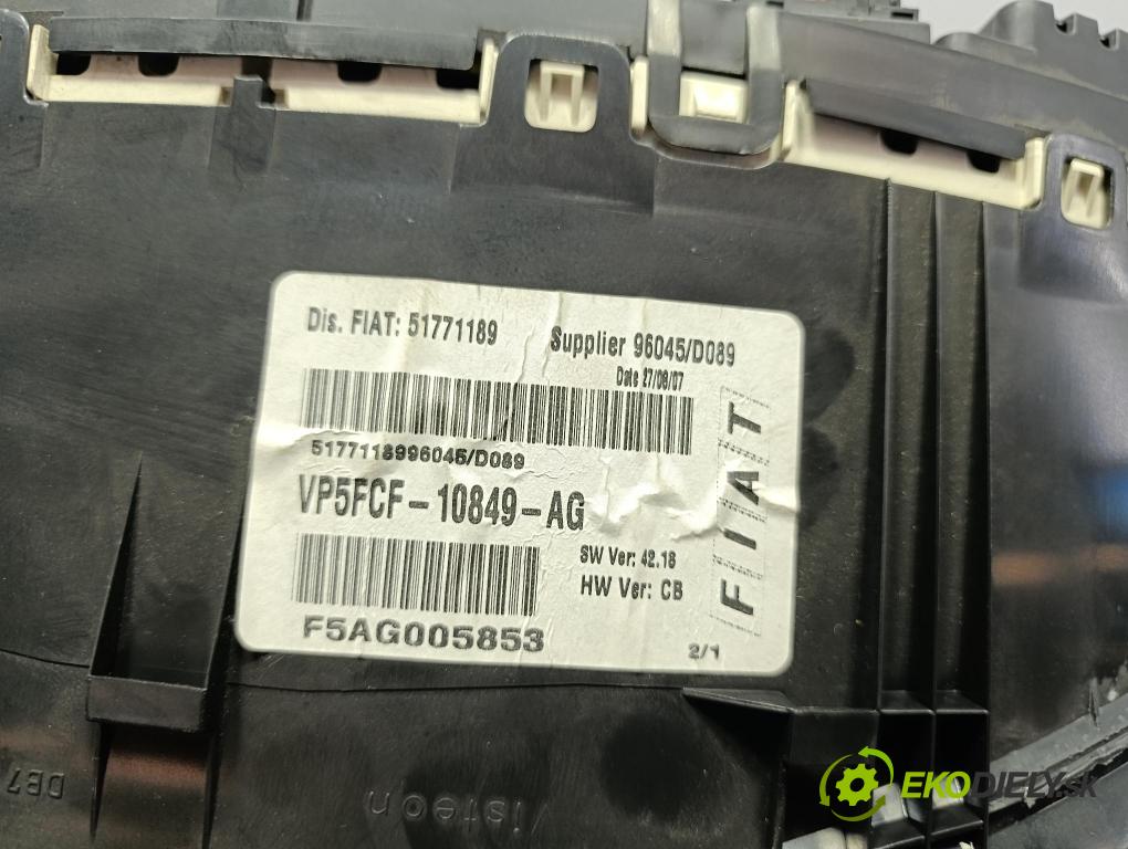 Fiat Stilo sw 2007 Přístrojová deska 51771189