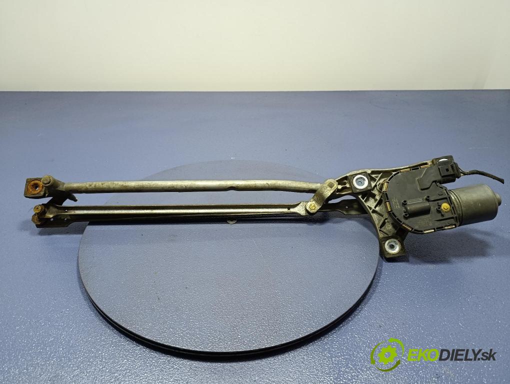 Volvo V50 2006 mechanismus motorek Stěrače: před 30699342