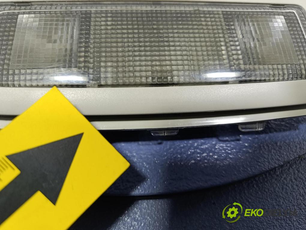 Toyota Avensis 2006 Lampy Uvnitř 81263-05071