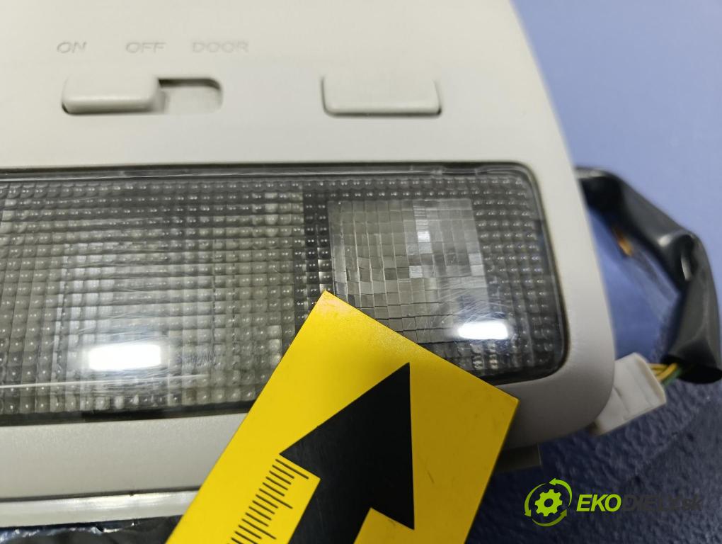 Toyota Avensis 2006 Lampy Uvnitř 81263-05071