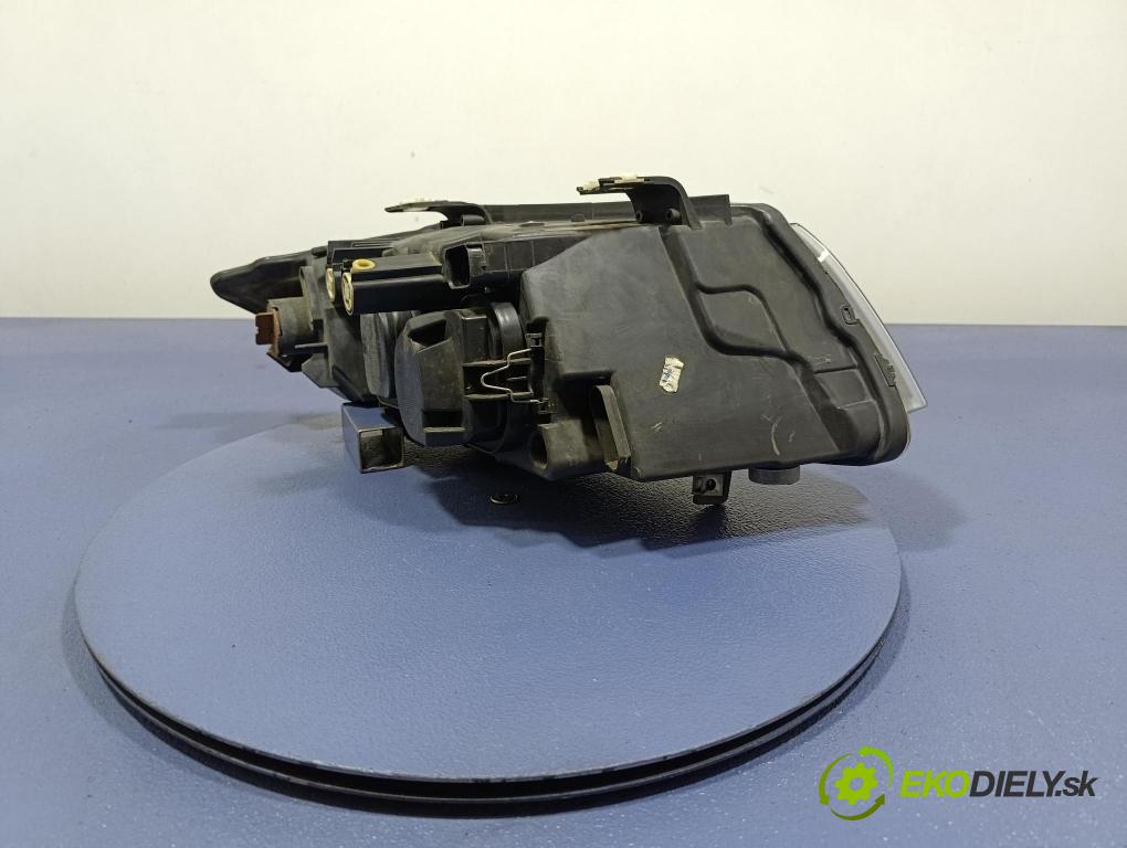 Bmw Seria 3 2006 Reflektor: Vľavo: 6942721