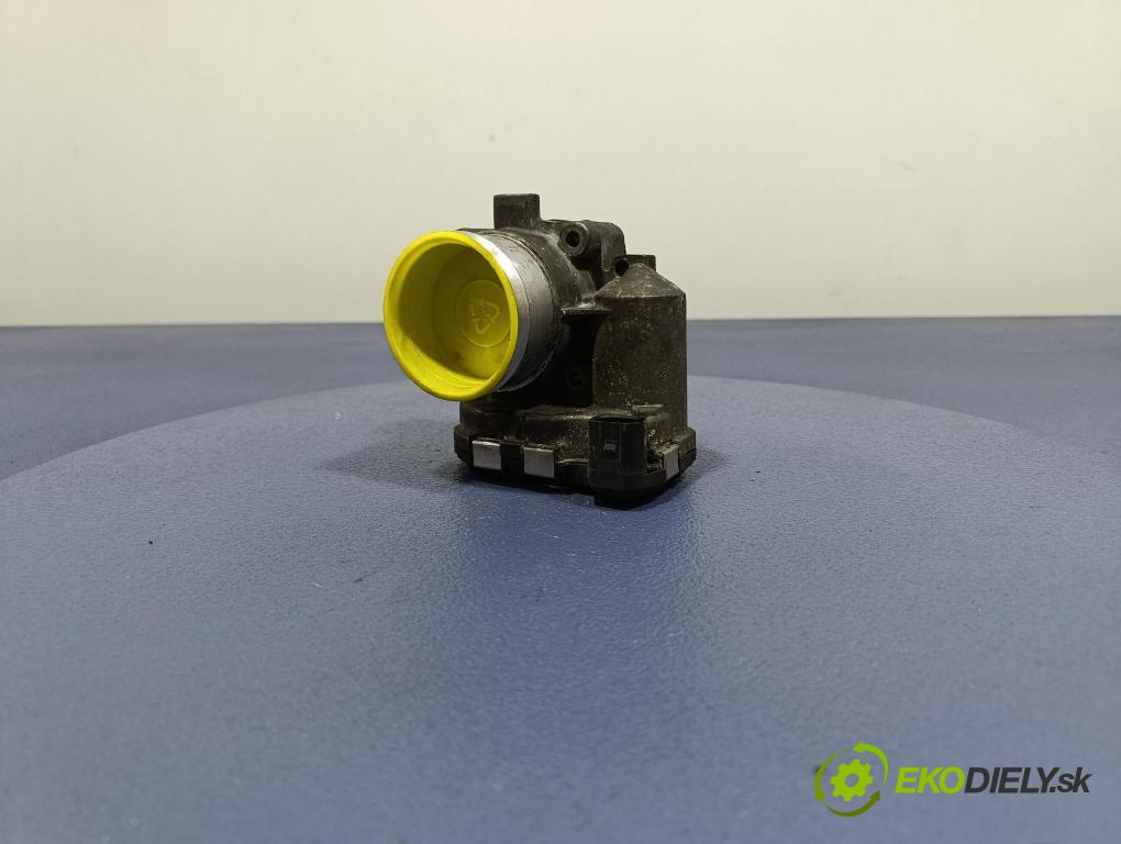 Audi A4 2005 klapka 06B133062M