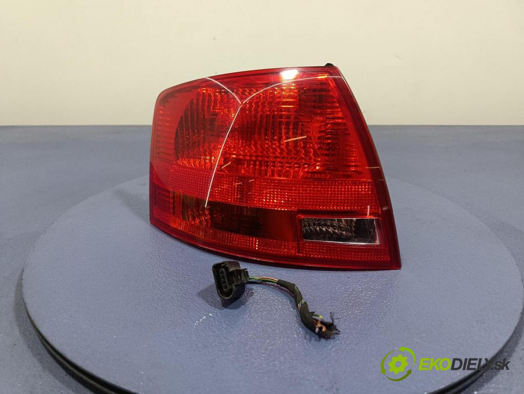 Audi A4 2005 svetlo / reflektor zad ľavá Vonkajsia: 8E9945095E