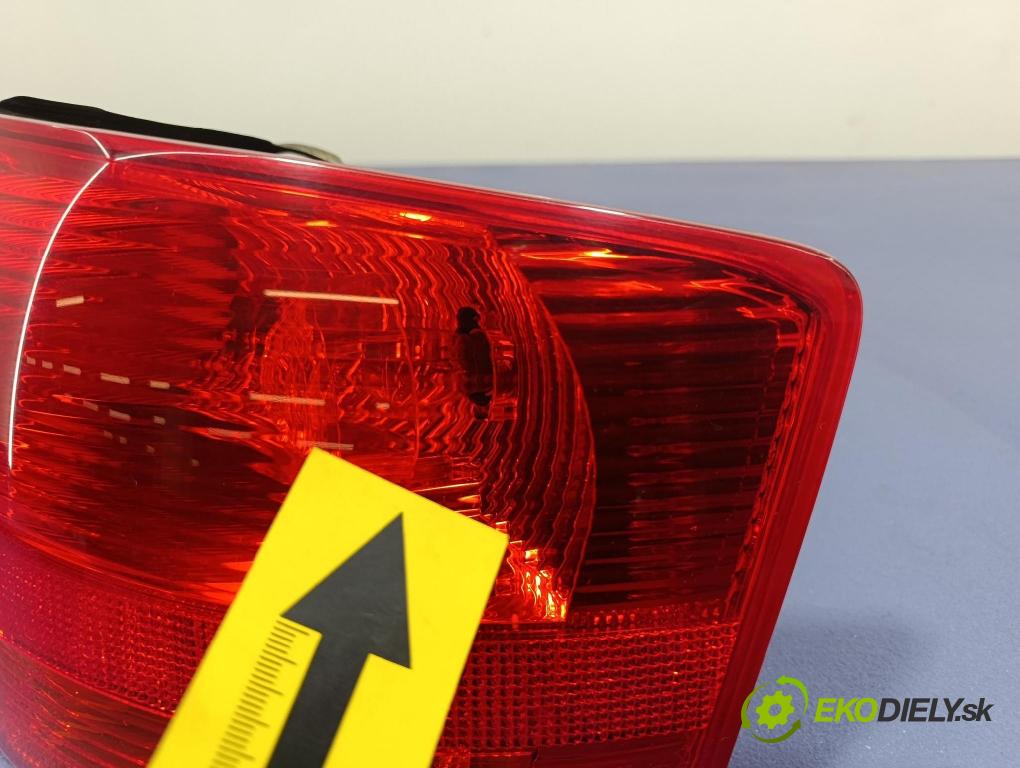 Audi A4 2005 svetlo / reflektor zad Prava: Vonkajsia: 8E9945096E
