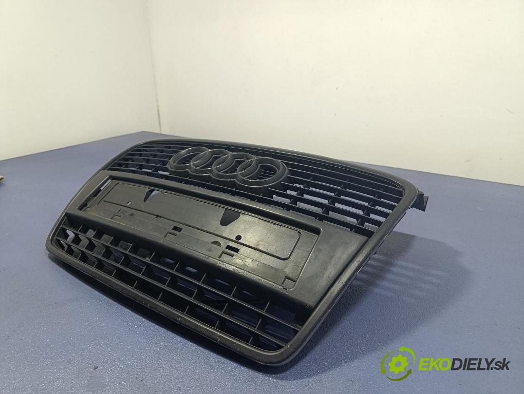 Audi A4 2005 miežka / Gril: 8E0853651J