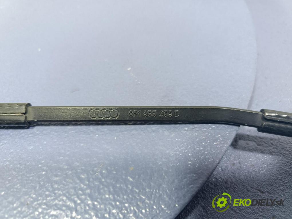 Audi A3 2004 Rameno: Stierače: Predné 8P1955410A