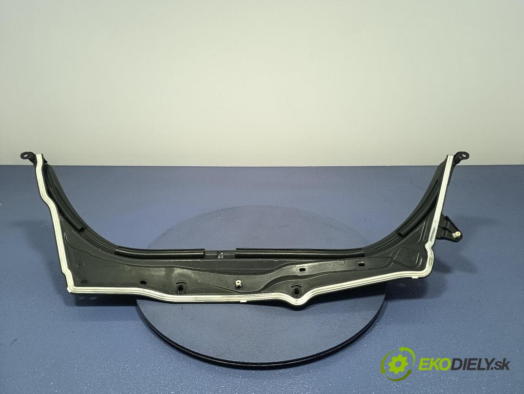 Bmw Seria 5 2025 torpédo 9498300