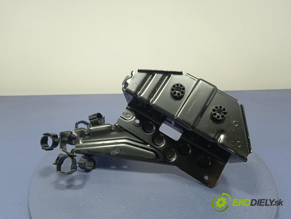 Bmw Seria 5 2025 Základ: Akumulatora: 9873918