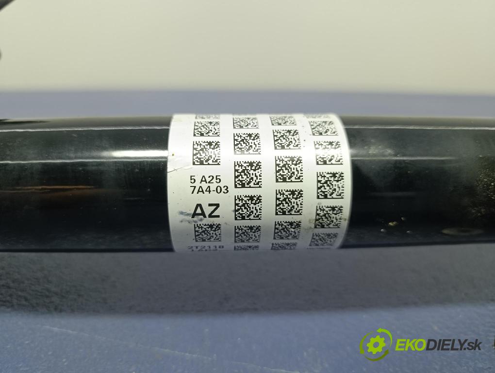 Bmw Seria 5 2025 poloos Práva: Zad: 5A257A4