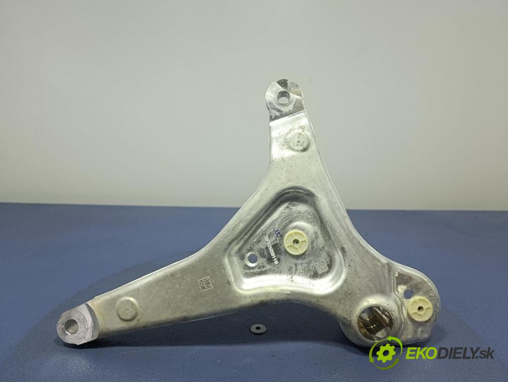 Bmw Seria 5 2025 před Levý: 6898521