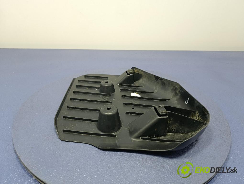 Bmw Seria 5 2025 kryt Plast: podvozek: 6898524