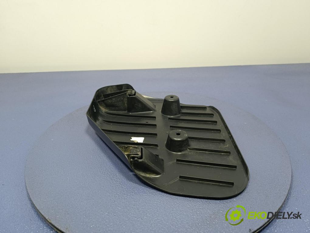 Bmw Seria 5 2025 kryt Plast: podvozek: 6898524