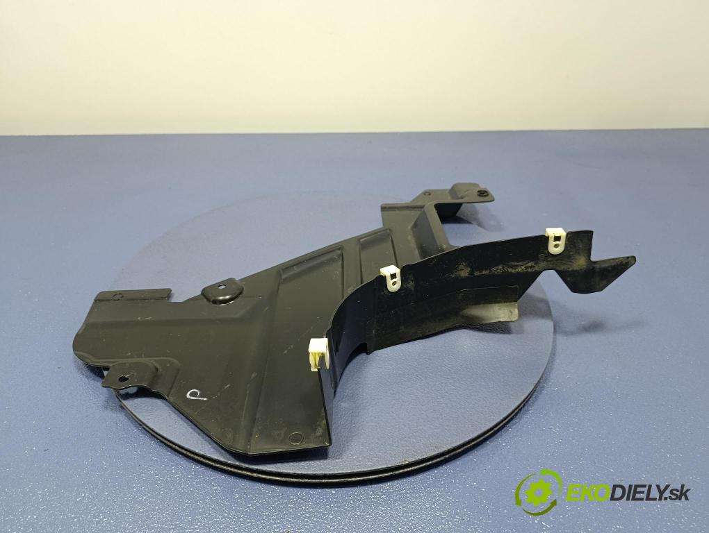 Bmw Seria 5 2025 kryt Plast: podvozek: 9850636