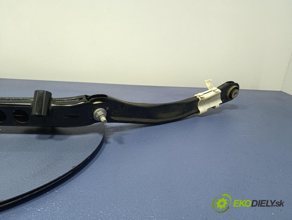Bmw Seria 5 2025 výztuha Pozastavenia: Zad: 6889445