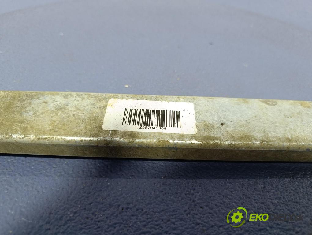 Bmw Seria 5 2025 tyč Reakční 9879453