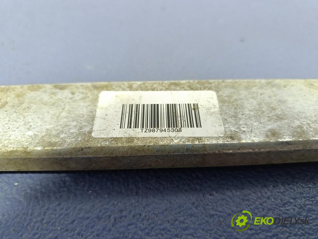 Bmw Seria 5 2025 tyč Reakční 9879453