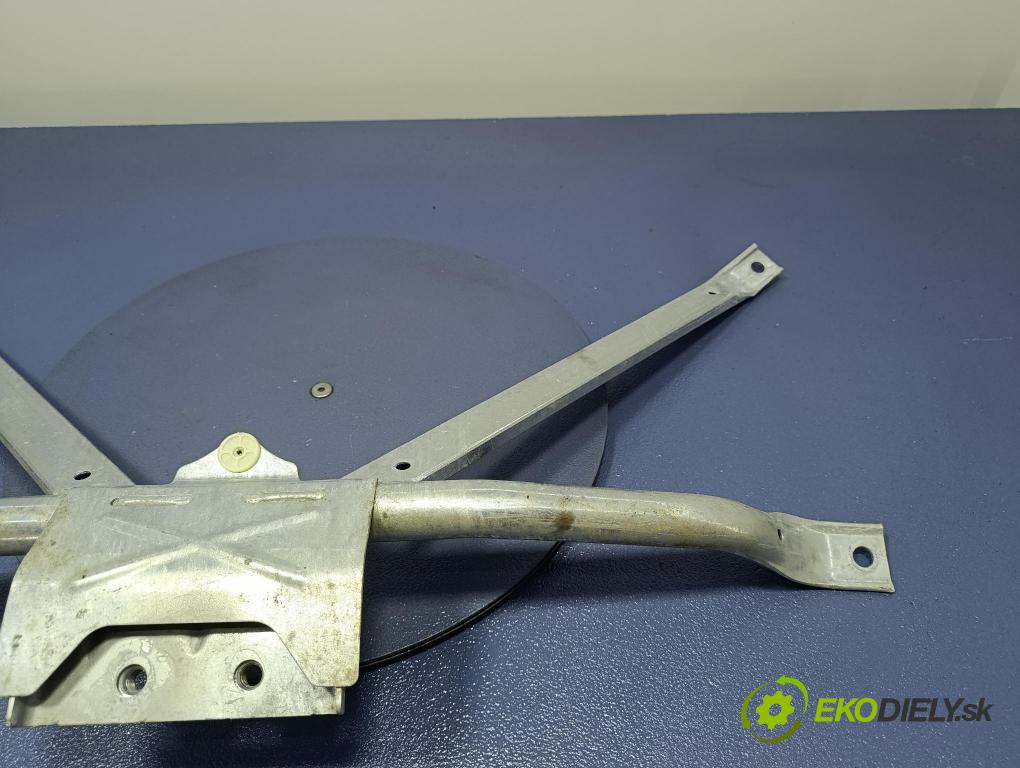 Bmw Seria 5 2025 tyč Reakční 9880241