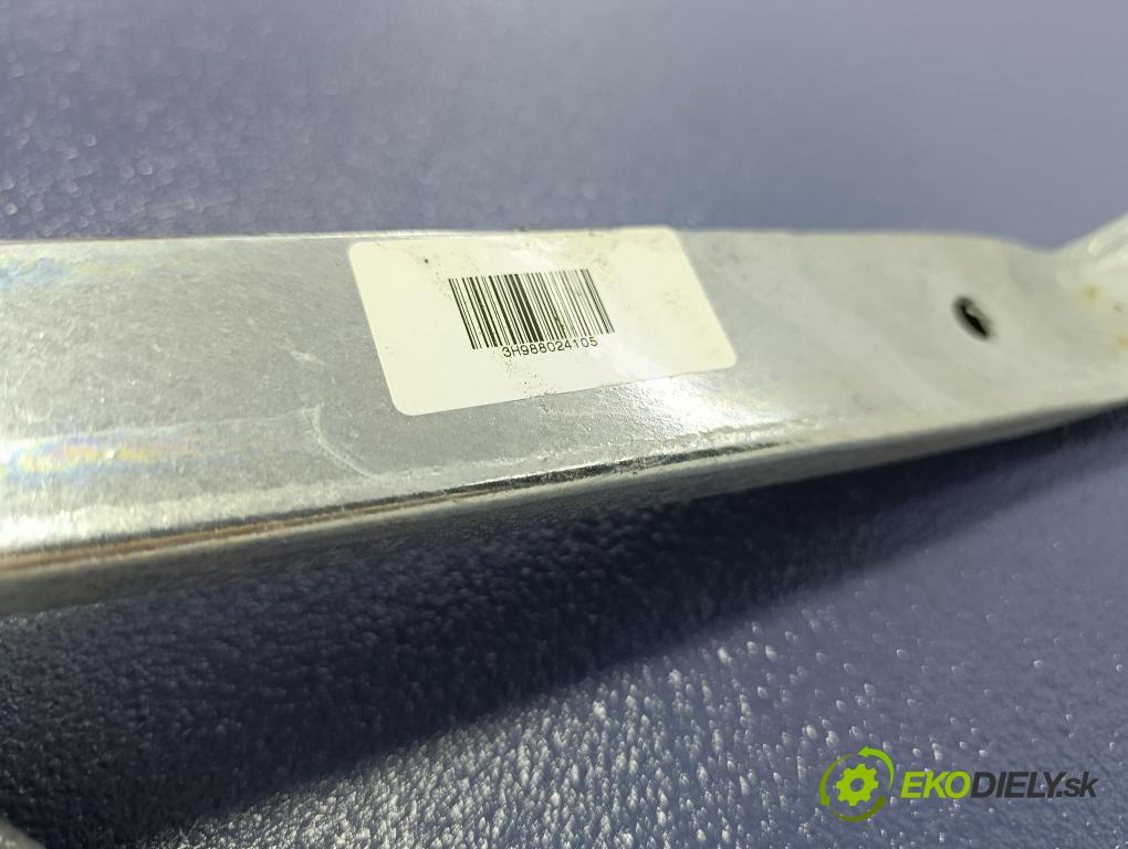 Bmw Seria 5 2025 tyč Reakční 9880241