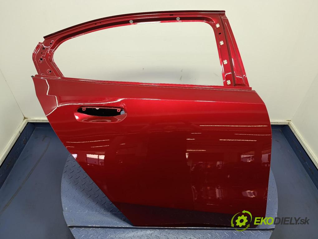 Bmw Seria 5 2025 dvere zad pravé