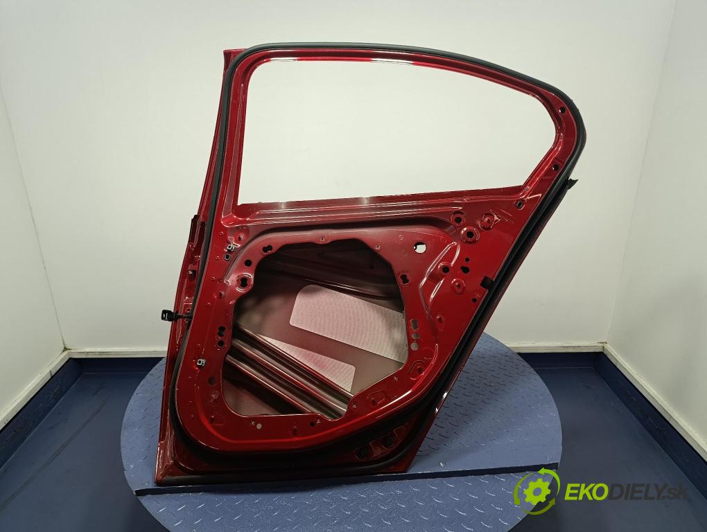 Bmw Seria 5 2025 dvere zad pravé