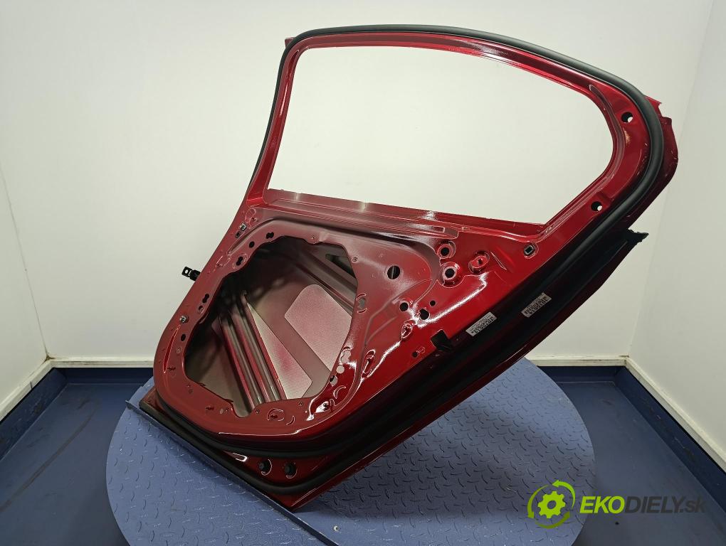 Bmw Seria 5 2025 dvere zad pravé 