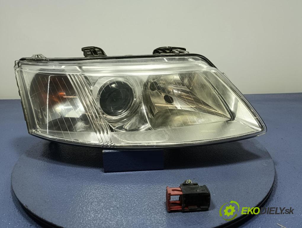 Saab 9-3 2004 světlo v pravo: 772-1111R