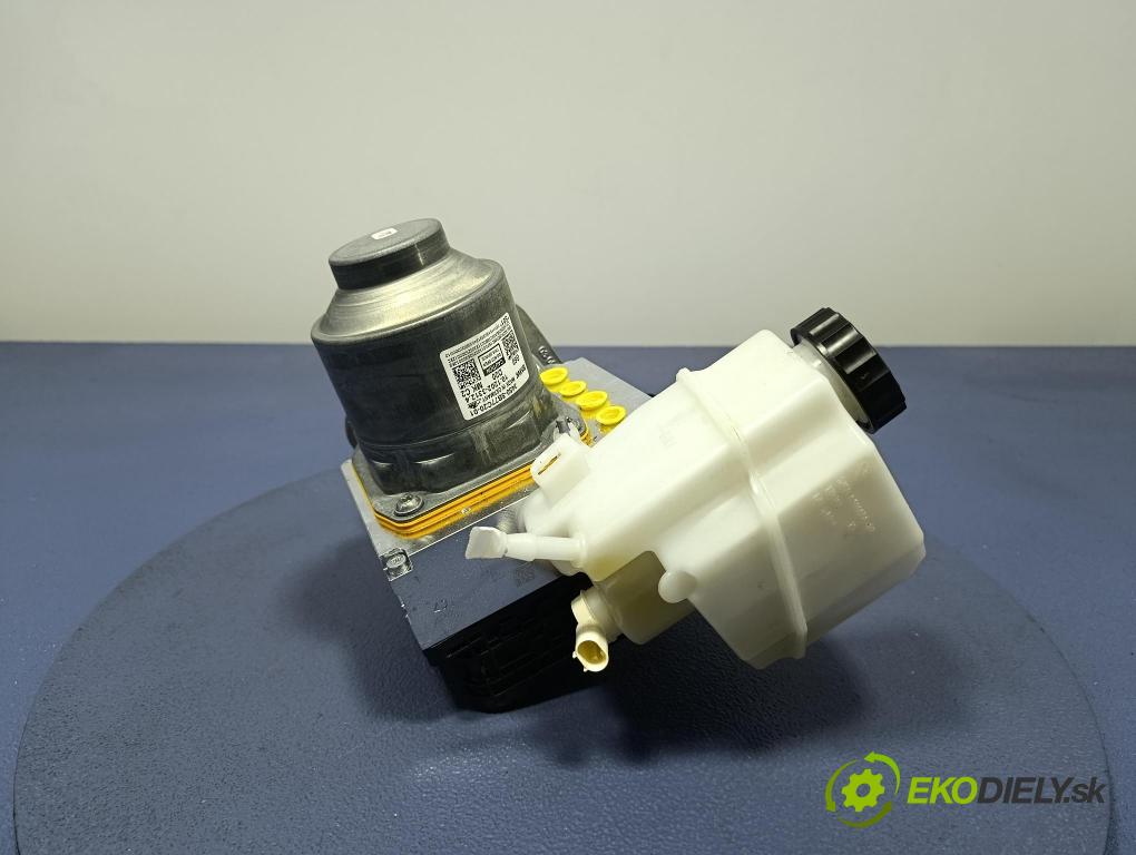 Bmw Seria 5 2025 čerpadlo ABS x 5B77C20