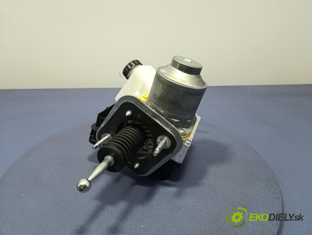 Bmw Seria 5 2025 čerpadlo ABS x 5B77C20