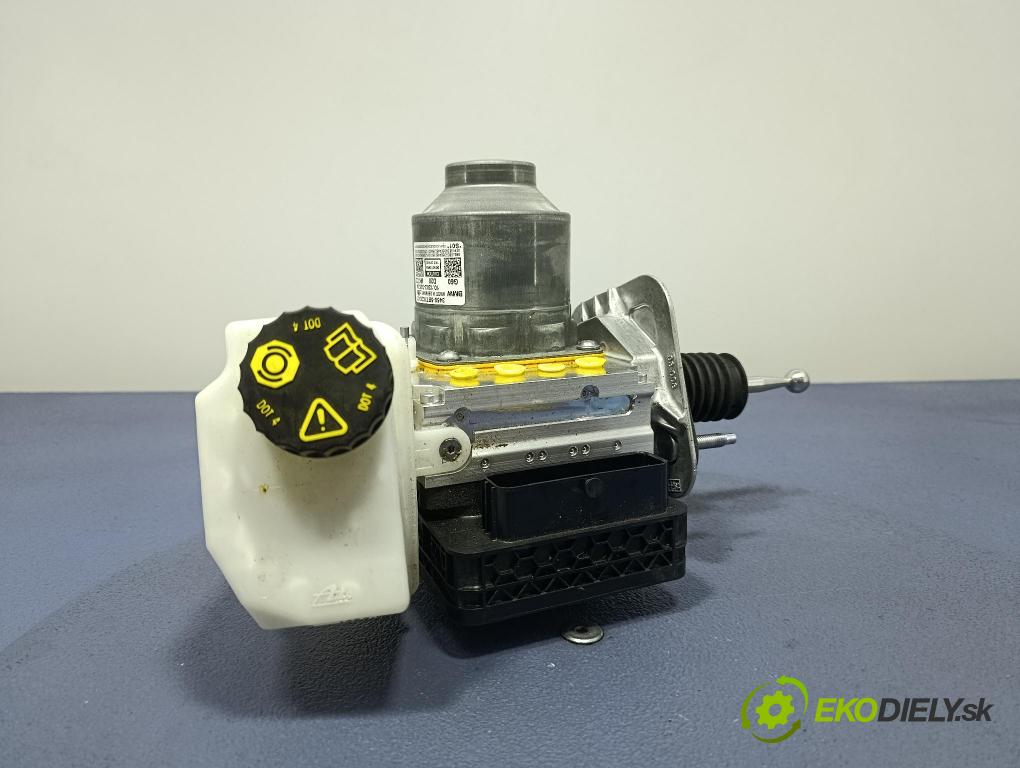 Bmw Seria 5 2025 čerpadlo ABS x 5B77C20