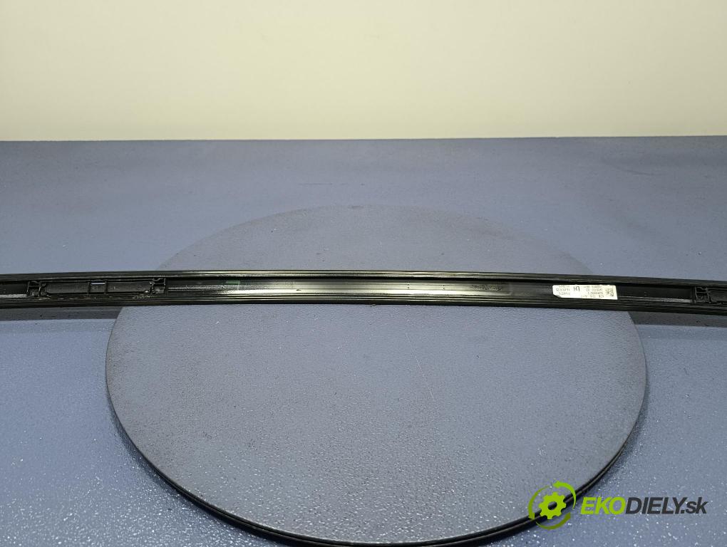 Bmw Seria 5 2025 lišta Dekoratívní: 5A59737
