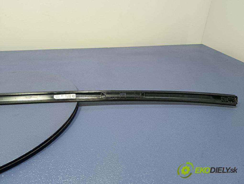Bmw Seria 5 2025 lišta Dekoratívní: 5A59737