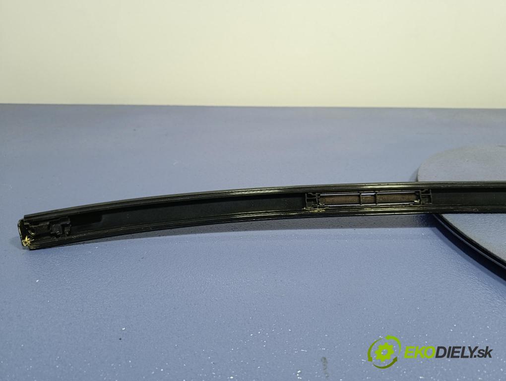 Bmw Seria 5 2025 lišta Dekoratívní: 5A59738