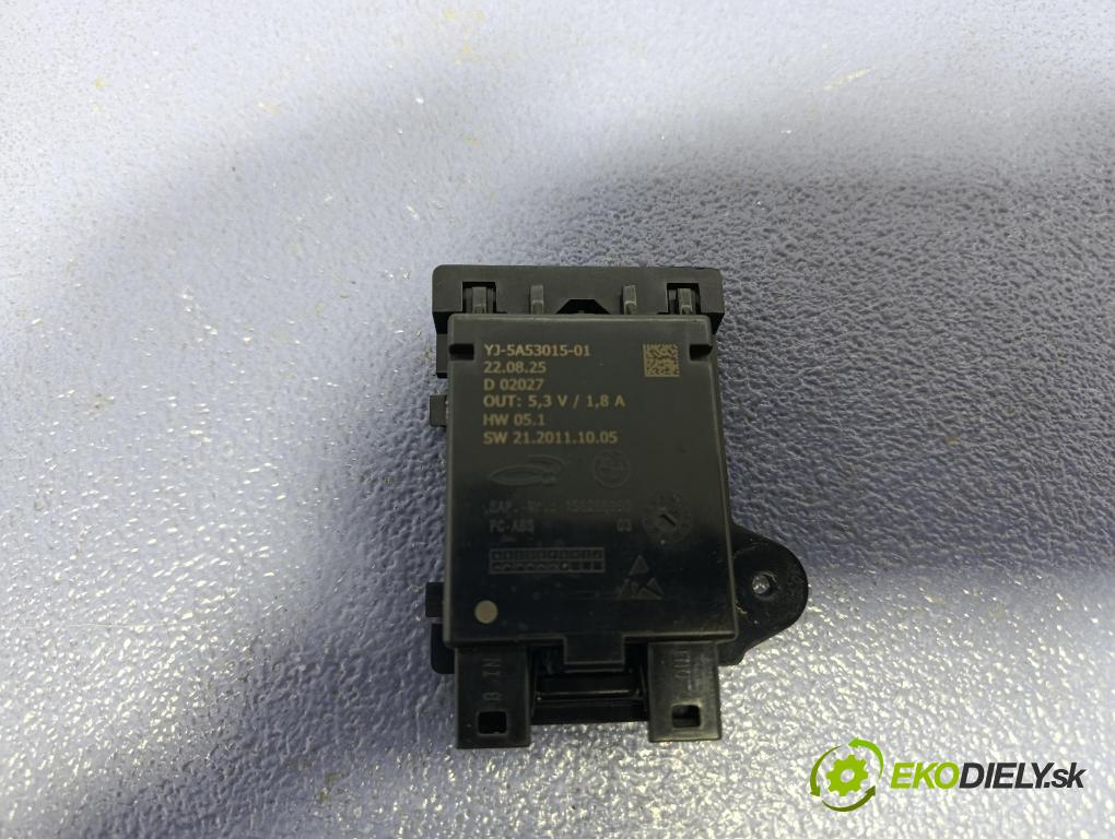Bmw Seria 5 2025 řídící jednotka 5A53015