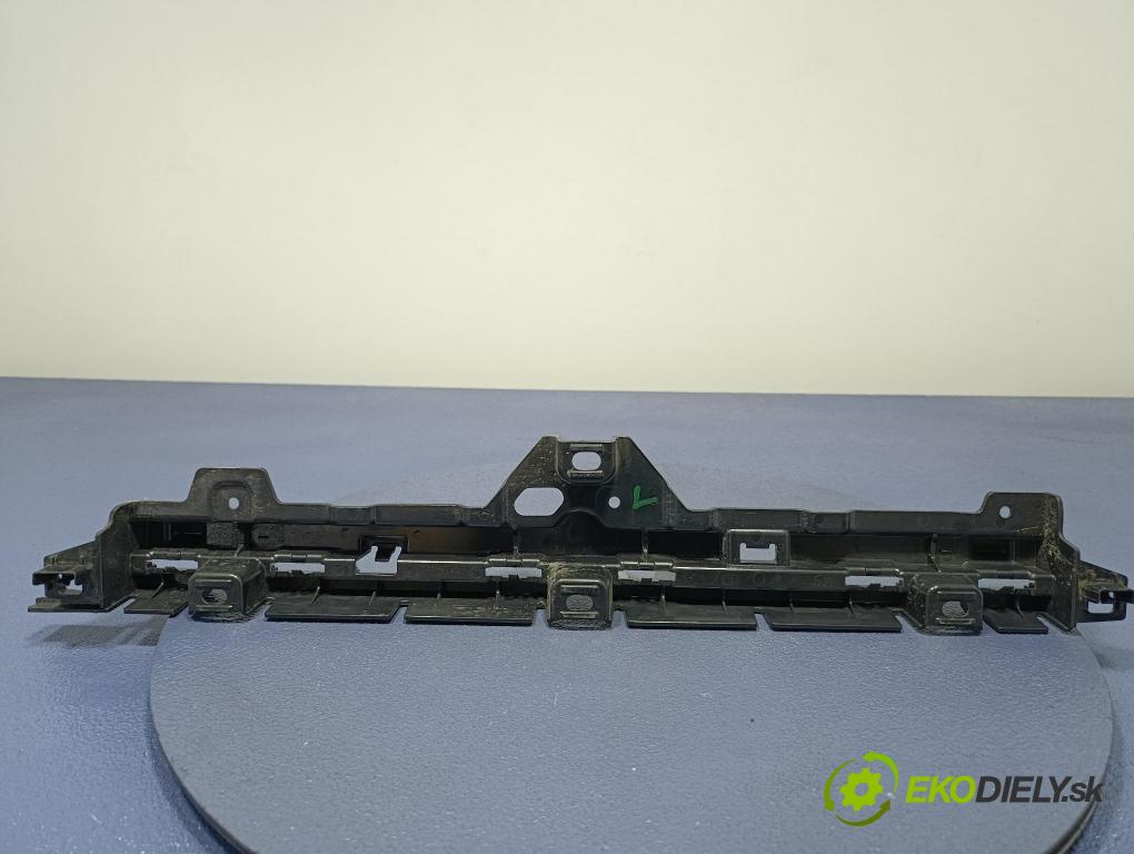 Bmw Seria 5 2025 lišta Práh: 5A1C2B7