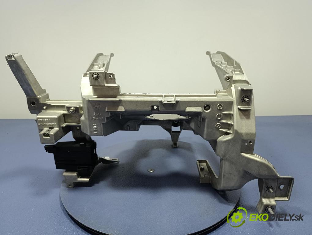 Bmw Seria 5 2025 kokpit,přistrojova deska 16400910