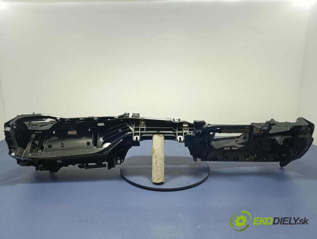 Bmw Seria 5 2025 kokpit,přistrojova deska 5A25BA8