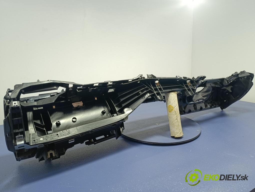 Bmw Seria 5 2025 kokpit,přistrojova deska 5A25BA8