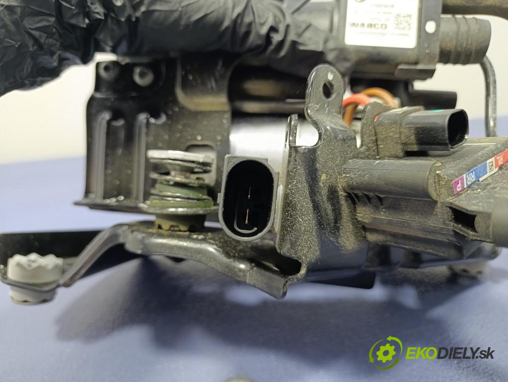 Bmw Seria 5 2025 Kompresor Vzduch: 6894904