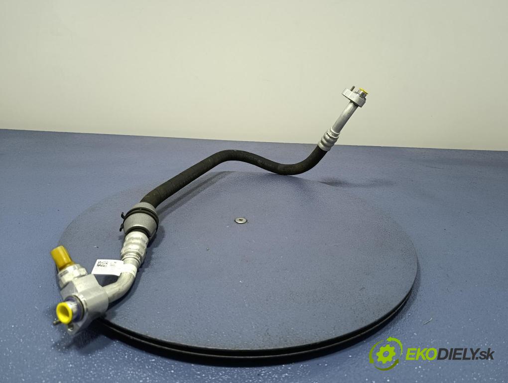 Bmw Seria 5 2025 trubka Klimatizace: 9872115