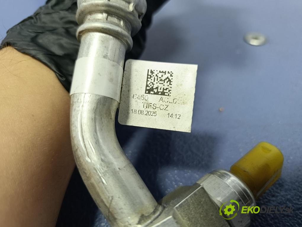 Bmw Seria 5 2025 trubka Klimatizace: 9872115