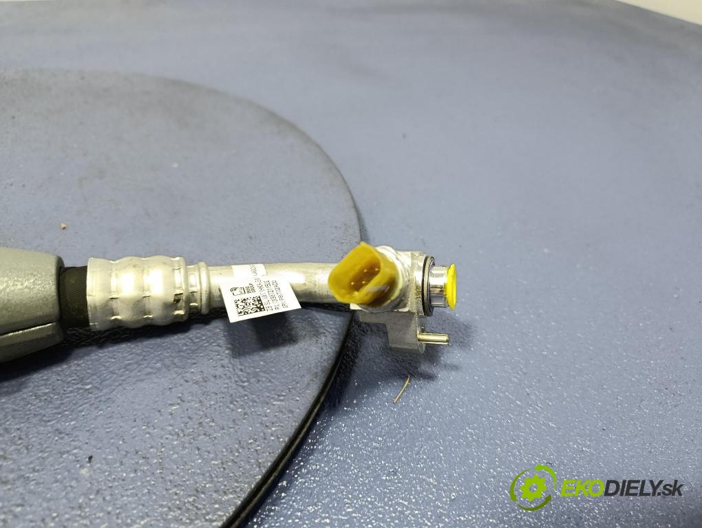 Bmw Seria 5 2025 trubka Klimatizace: 9872115