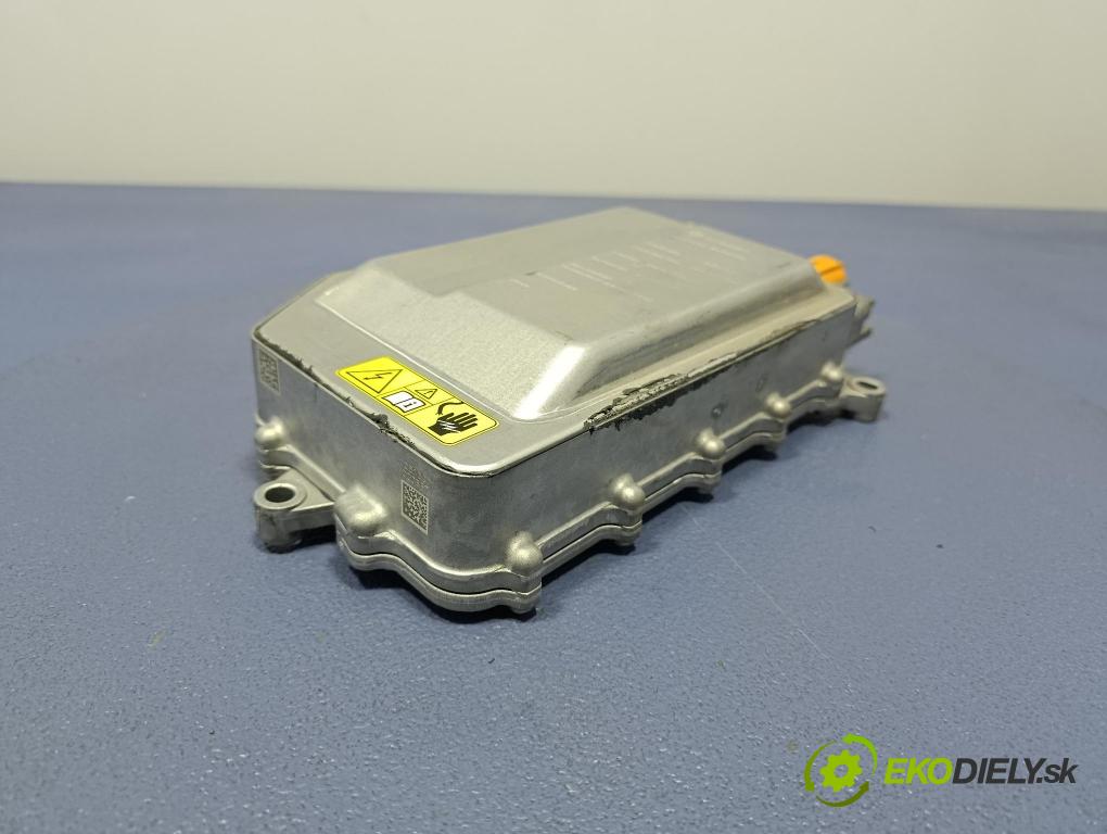 Bmw Seria 5 2025 radiátor 5B683B8