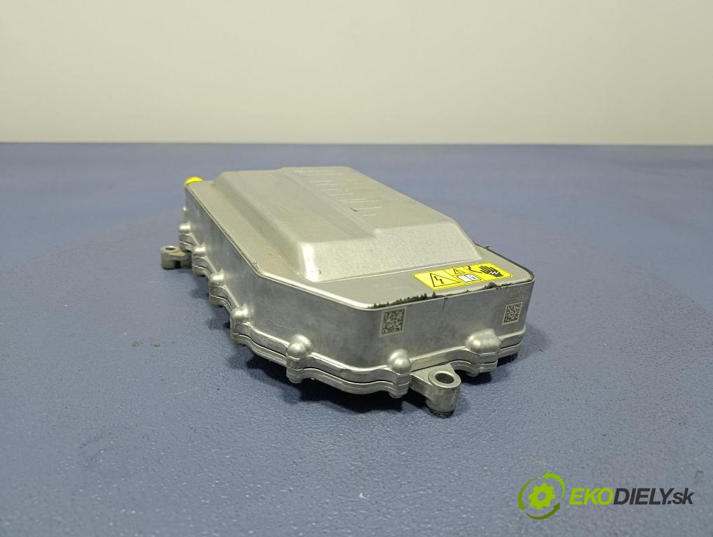 Bmw Seria 5 2025 radiátor 5B683B8