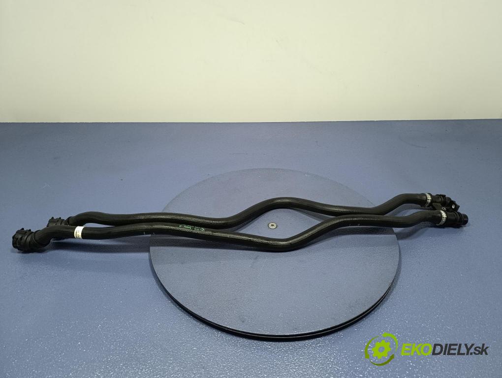 Bmw Seria 5 2025 trubka Chladič: 8490266