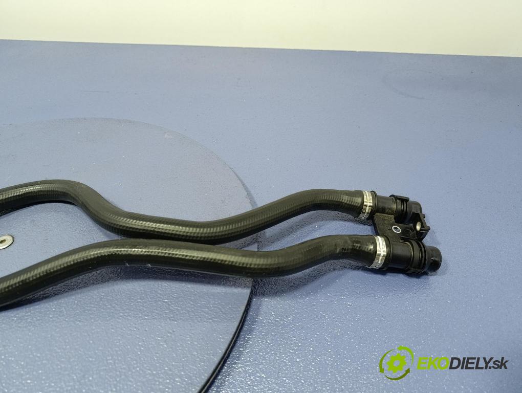 Bmw Seria 5 2025 trubka Chladič: 8490266