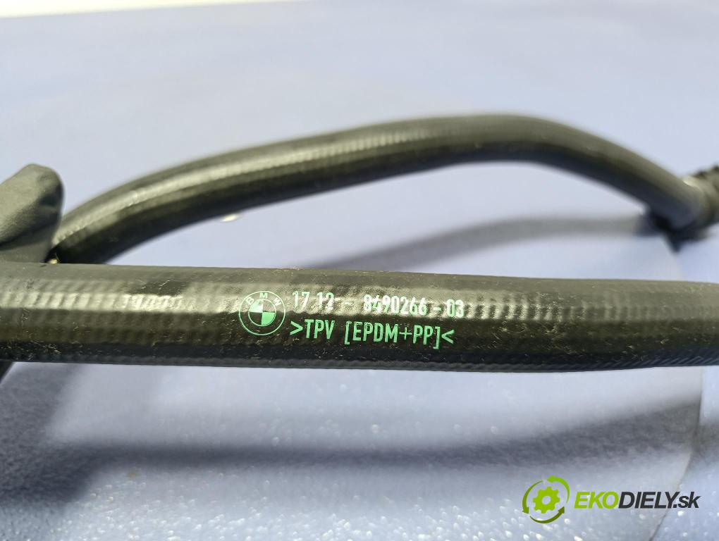 Bmw Seria 5 2025 trubka Chladič: 8490266