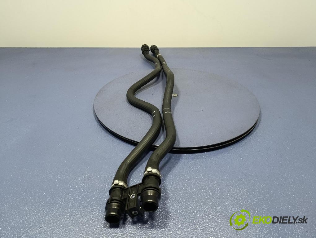 Bmw Seria 5 2025 trubka Chladič: 8490266