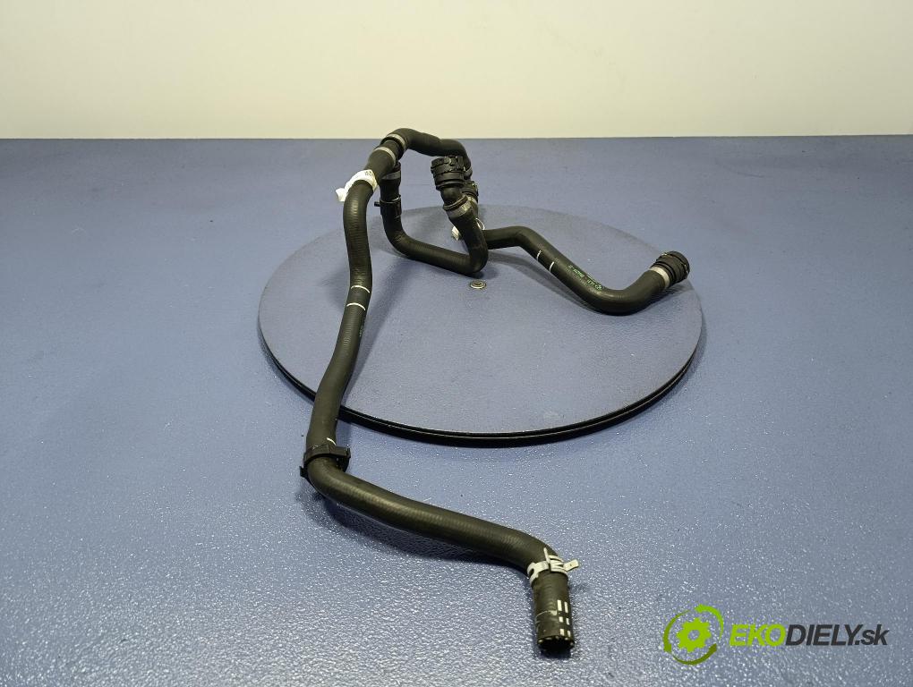 Bmw Seria 5 2025 trubka Chladič: 8844219