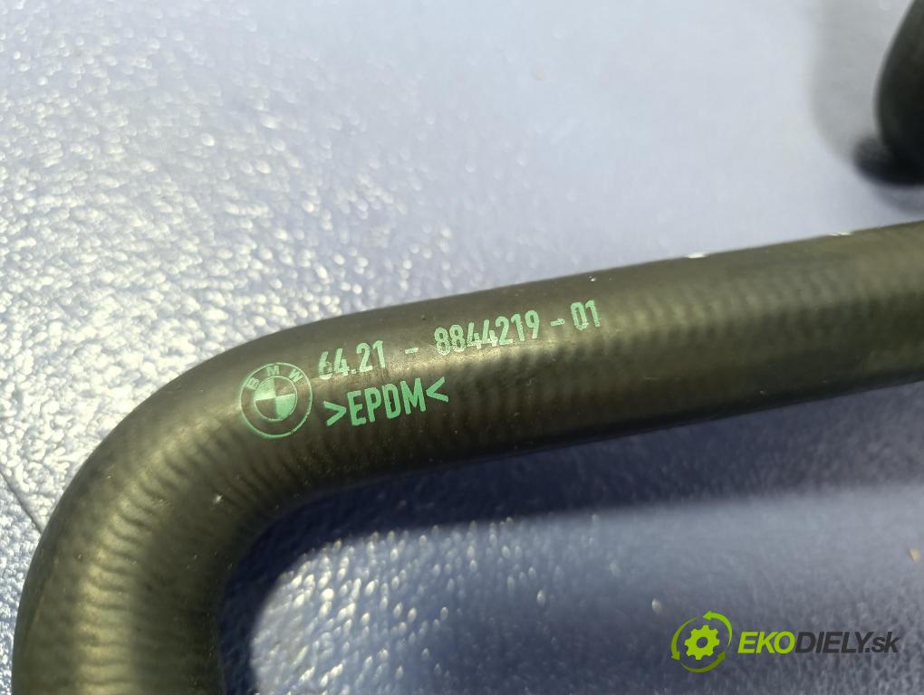 Bmw Seria 5 2025 trubka Chladič: 8844219